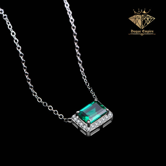 Prásini Pétra Necklace